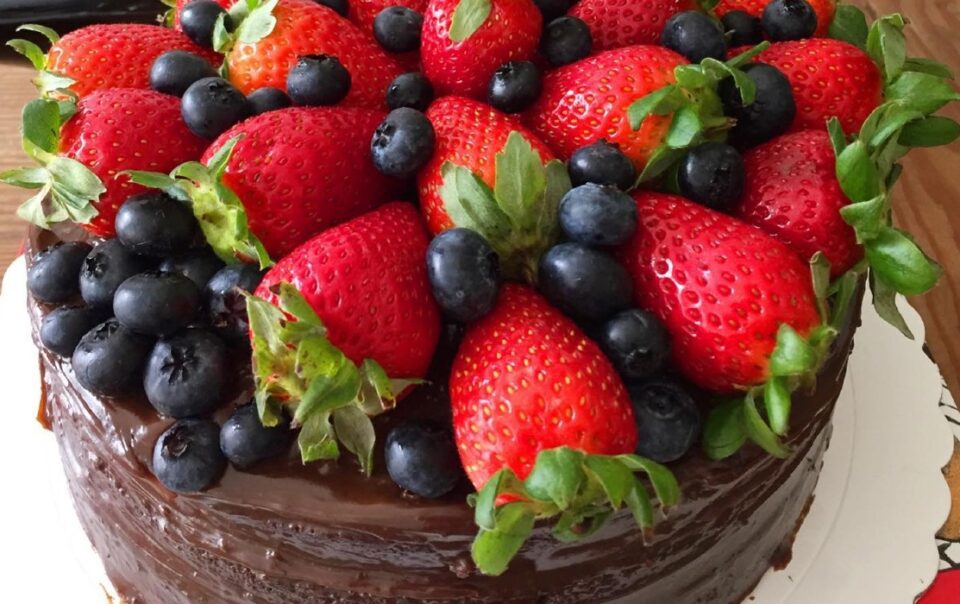 Olivia Tortas dark chocolate cake