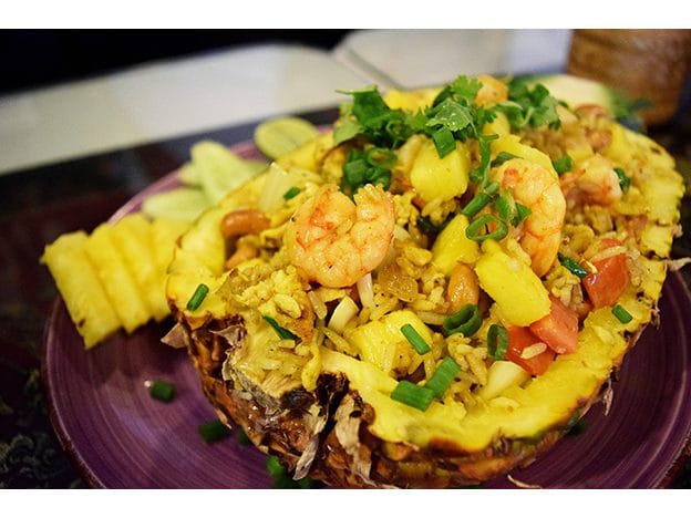 Pineapple curry rice Pineapple curry rice