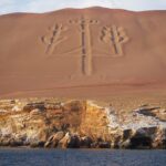 1920px-Paracas_Candelabra_-_Ica,_Peru