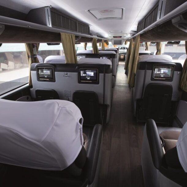 travel by bus in peru