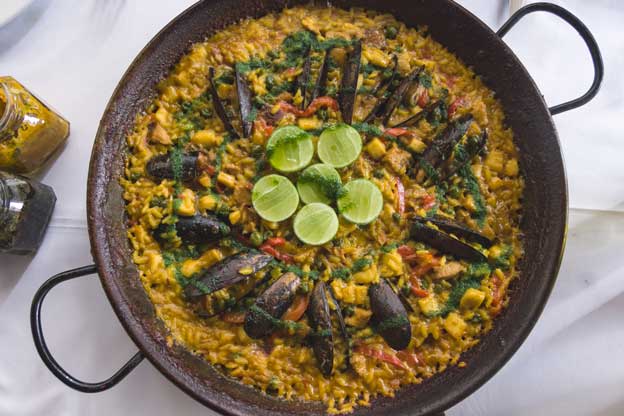 paella-de-mariscos1-min