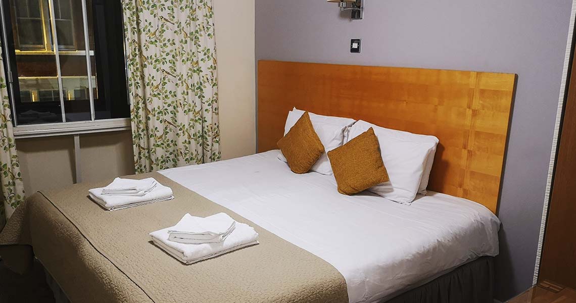 hotel-room hotel room