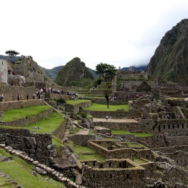 machu picchu damage tourists