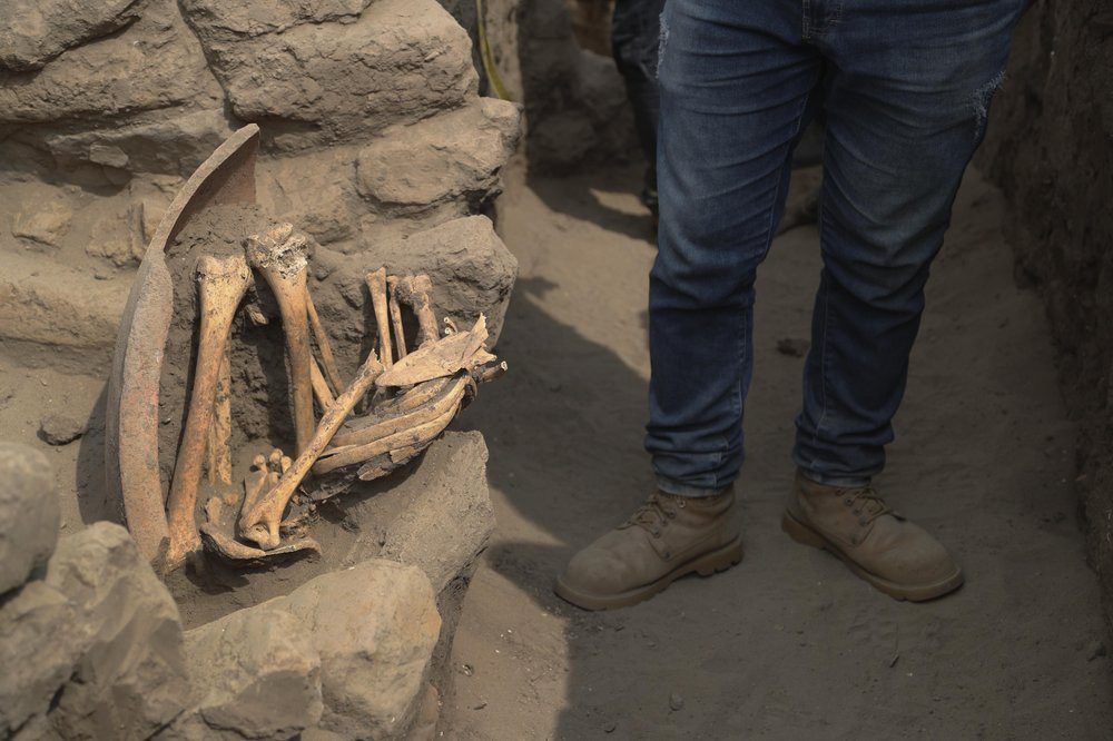 ap news lima artifacts Martin Mejia ap news lima artifacts
