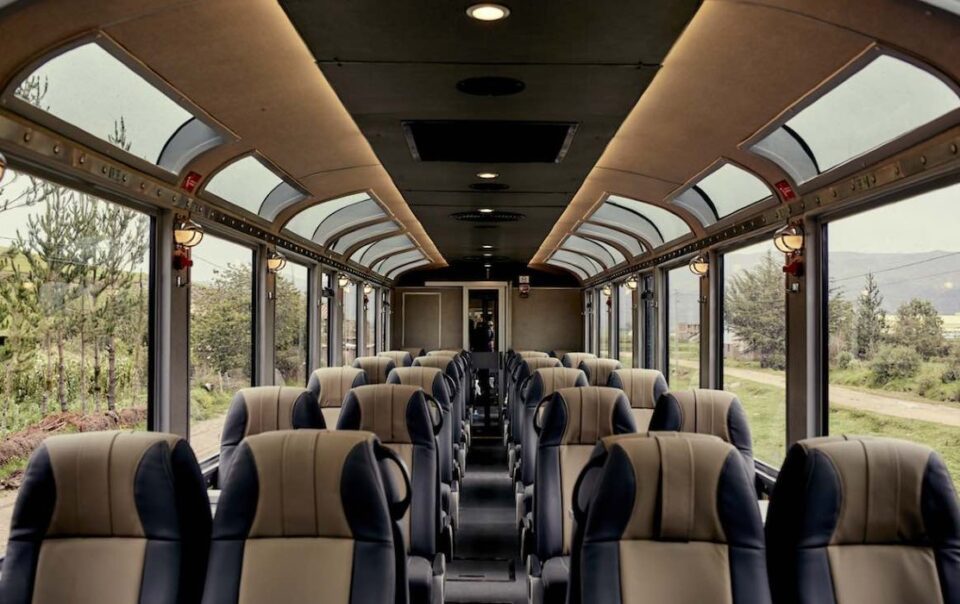 Inca-Rail-360-train-machu-picchu