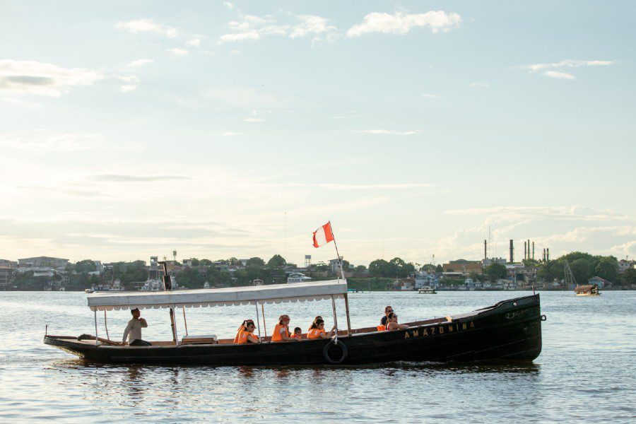 iquitos-boat