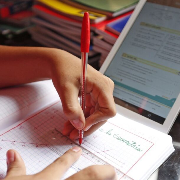 tablets for students peru