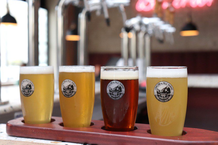 Cerveceria del Valle Sagrado tasters