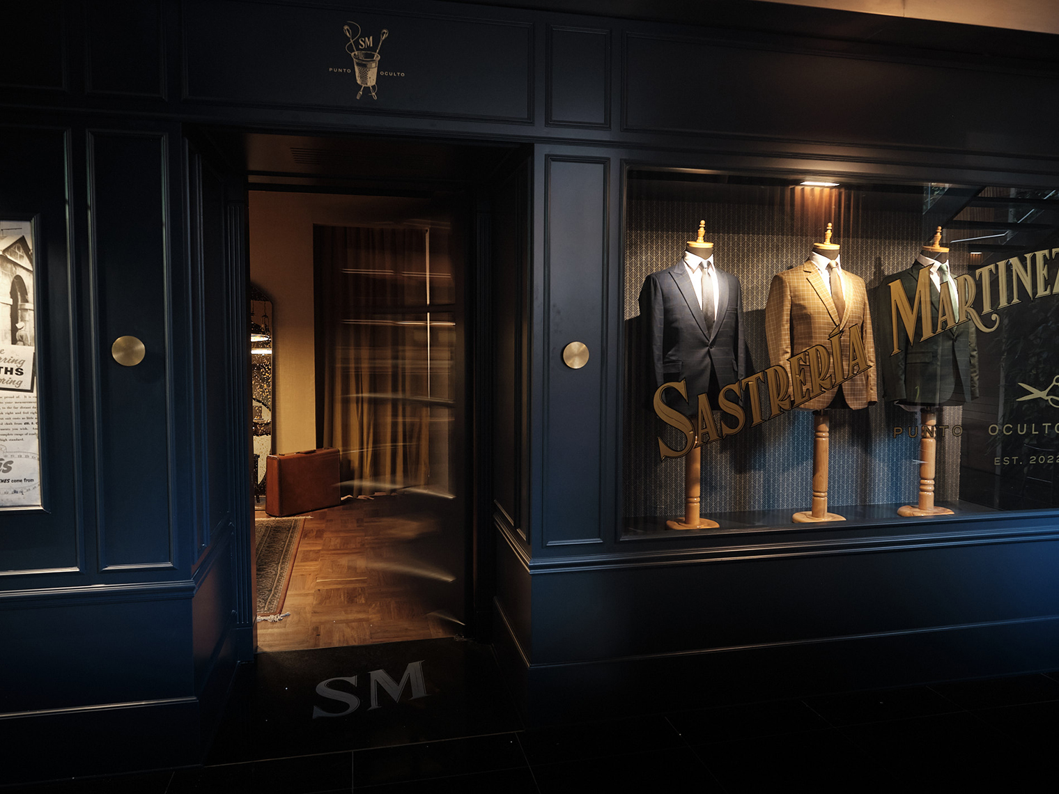 SM_FrontDoor Sastrería Martinez Front