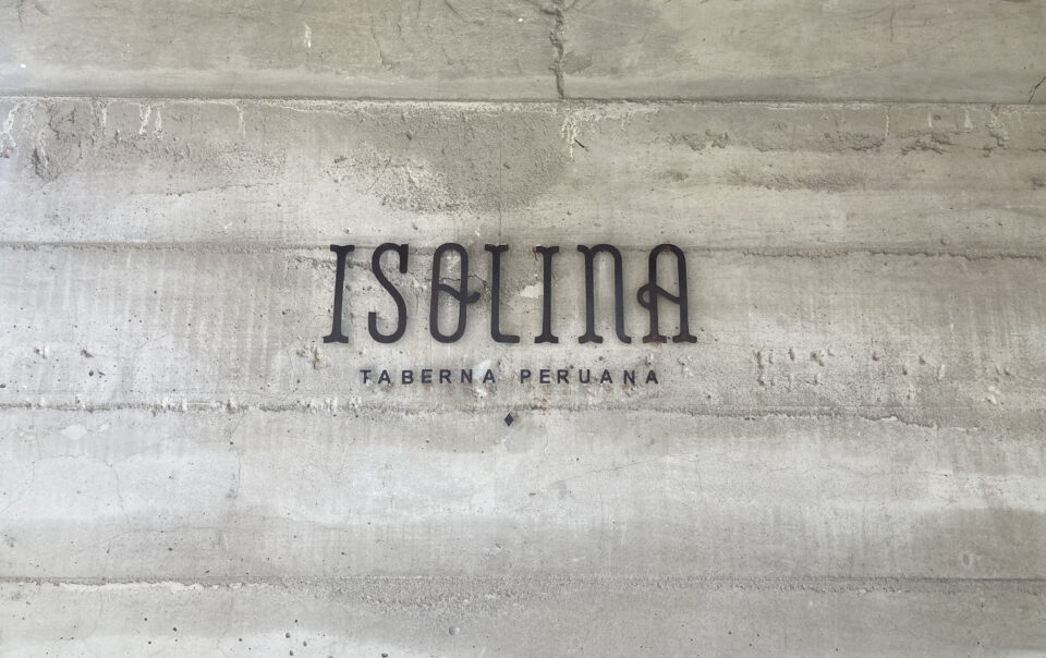 Isolina Logo
