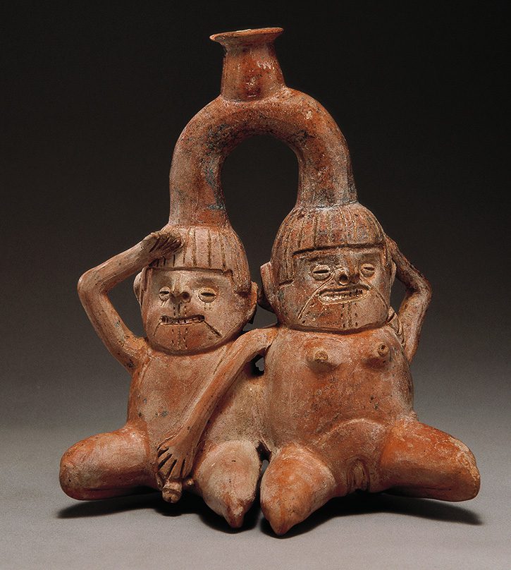 Clay figurines depicting nude female and male bodies with exposed genitals. The “coffee bean” eyes of the protagonists are typical of Vicús art. Vicús culture, Formative Epoch (1250 BC – 1 AD) ®Larco Museum.